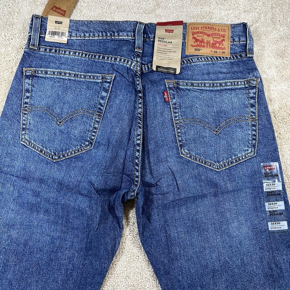 Levi's Men's 505 Jeans Regular Fit Stretch Denim Size 32x30 Medium Wash NWT - Picture 8 of 14